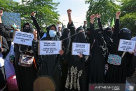 Tuntut Penutupan Tempat Hiburan Malam