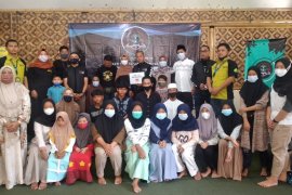 Cagar Alam Bikers 03 gandeng Bukopin santuni 30 anak yatim