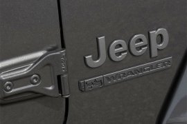 Jeep  rilis edisi khusus ultah tahun depan