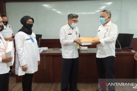 Jauhar Serahkan SK Penetapan Lokasi Tahap II Bandara Ujoh Bilang