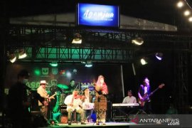 Angkat kembali seni tradisional Minangkabau, Payakumbuh gelar pasar ekonomi kreatif