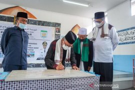 Syaharie Jaang resmikan Masjid Baiturrahman di Lombok