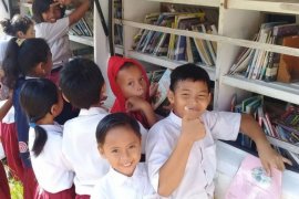 Hari Anak Sedunia 2020 : Menata kembali masa depan anak