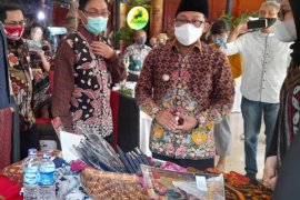 Pemkot Malang klarifikasi kondisi Wali Kota Sutiaji dan sekda dikabarkan terpapar COVID-19