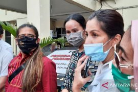 Nikita Mirzani bantah terlibat penganiayaan mantan manajer Lucinta Luna