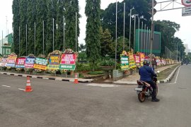 Dukung Pangdam, ratusan karangan bunga hiasi Makodam Jaya