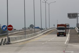 Proyek jalan tol KLBM