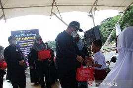 Peringatan HKN di HSS usung tema "Satukan Tekad Menuju Indonesia Sehat"