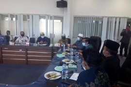 dr Andani: Tidak masalah aktifitas SD kembali dibuka dengan protokol kesehatan