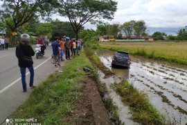 Terjadi tabrakan di Aceh Besar, pasutri meninggal dunia