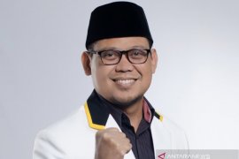 Imam Budi Hartono siap tampil sendiri dalam debat Pilkada Depok sesi kedua