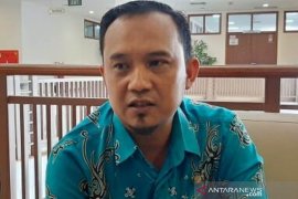 Kendaraan dinas Bupati dan Wabup Penajam dipasangi stiker