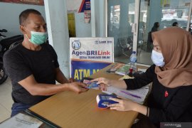 BRILink Lampung-Bengkulu terus layani masyarakat di tengah pandemi COVID-19 Page 2 Small