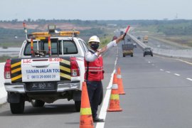 HK bantah telah terjadi pelemparan batu di jalan tol