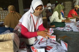 Surat suara Pilkada Melawi kurang 625 lembar