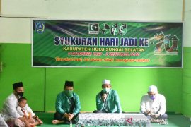 Keluarga Besar HMI Kandangan peringati Hari Jadi ke-70 HSS dengan berbagi