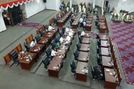 Pemprov Kepri: Alokasi anggaran COVID-19 di APBD 2021 cukup