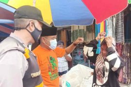 Kasus COVID-19 meningkat, pasar rakyat Indramayu perketat prokes