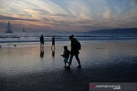 "Coast Guard" AS menyelidiki kemungkinan pipa minyak ditabrak kapal