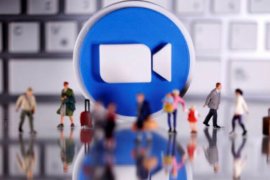 Zoom perpanjang panggilan gratis saat  Natal dan tahun baru