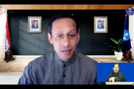 Mendikbud Nadiem Makarim luncurkan pedoman perubahan perilaku 3M bahasa daerah