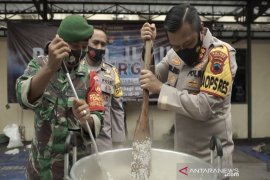 Satgas COVID-19 Batang gencarkan gerakan bakti sosial bantu warga terdampak