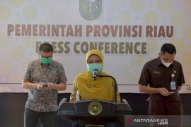 Pejabat Riau terpapar COVID-19 dari klaster dharma wanita, begini penjelasannya