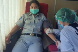 Gelar donor darah, Jasa Raharja Bali targetkan himpun 100 kantong darah