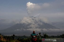 Aktivitas Gunung Semeru Page 1 Small