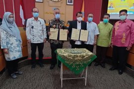 UNP-Pemkab Pesisir Selatan jalin kerja sama pengembangan kampus