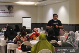 Bawaslu Denpasar ajak pemilih pemula lakukan perekaman KTP-el