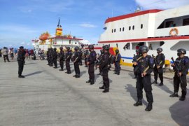 Polda Malut berangkatkan 835 personel pengamanan Pilkada 2020