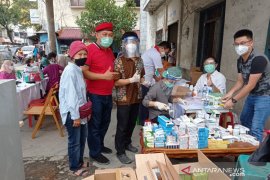 TMP beri pengobatan gratis bagi korban banjir di Kelurahan Aur