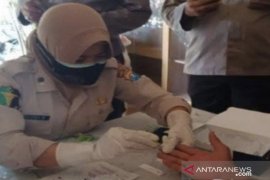 100 personel Polres Pamekasan jalani rapid test sebelum tugas pengamanan pilkada