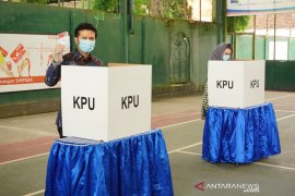 KPU Jatim: Pilkada serentak berlangsung lancar dan kondusif