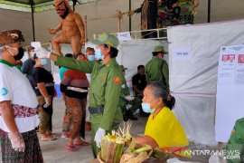 Masyarakat Bangli antusias datangi TPS meski Pilkada saat COVID-19