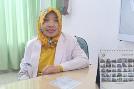 Dokter paru: Pemakaian masker efektif cegah penularan  COVID-19