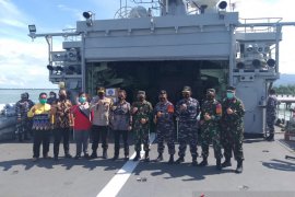 KRI Ahmad Yani warship delivers PPE to Kotabaru