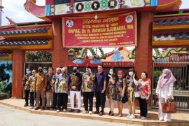 Andrei Angouw unggul sementara di Pilkada Manado, tokoh Konghuchu Tuban mengapresiasi