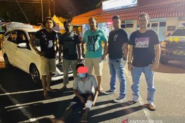 Polisi ringkus sopir travel diduga kuras isi rekening mahasiswi