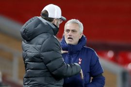 Mourinho keluhkan perbedaan perlakuan terhadap dirinya dan Klopp yang tidak setara