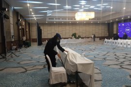 Satbrimob Polda sterilisasi lokasi pleno rekapitulasi KPU Sulut