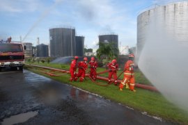 Pertamina RU VII Kasim Sorong mengadakan simulasi keadaan darurat