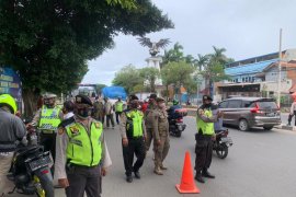 150 aparat gabungan sekat perbatasan Jakarta antisipasi pergerakan tiga kelompok massa