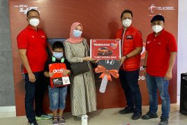 Natalino Inoi Warga Mahakam Ulu Peraih Mobil Brio Undi Hepi Spesial
