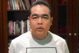 Inul Daratista kaget Adam Suseno cukur kumis