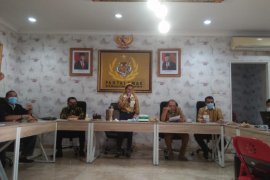 Partai Emas uji coba aplikasi transportasi daring