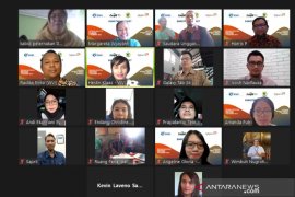 WVI fasilitasi kerjasama pelatihan manajemen kandang ternak ayam di Palu