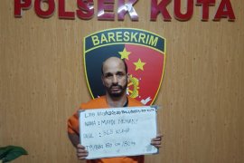 Curi gawai di Bali, pengusaha asal Algeria dipenjara