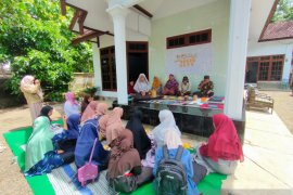 BRLS Bondowoso berbagi semangat menulis dengan siswa Madrasah Aliyah